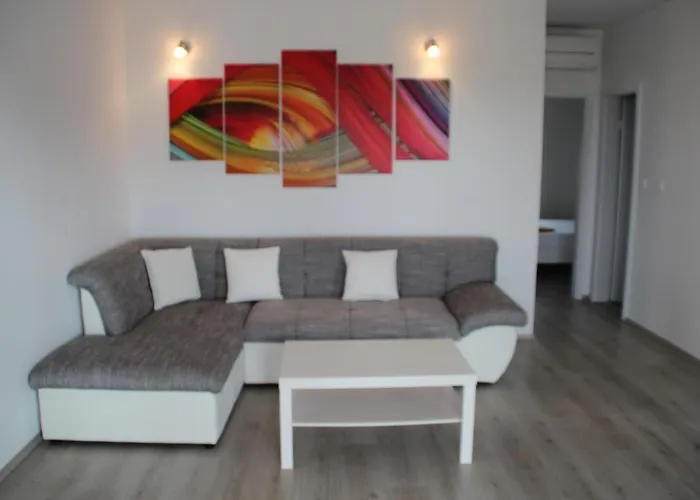 Franivanin Apartman Nin